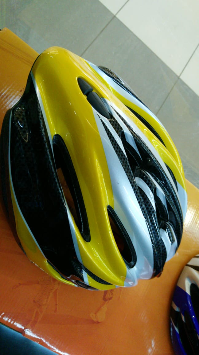 Шлем велосипедный K17 желтый/черный размер M/L